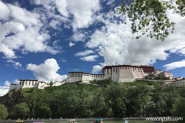 西藏旅游花費
