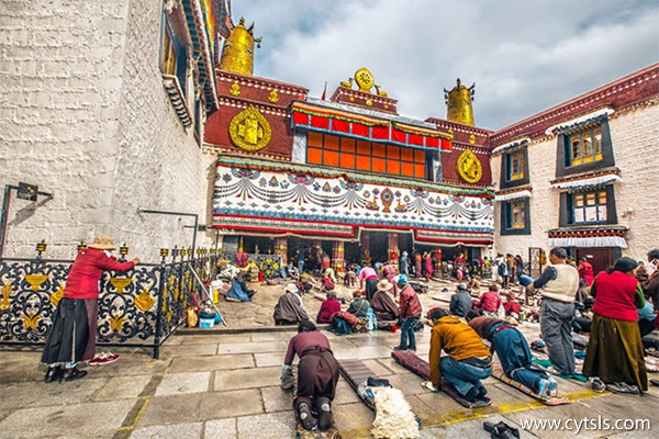 西藏旅游參團好不好