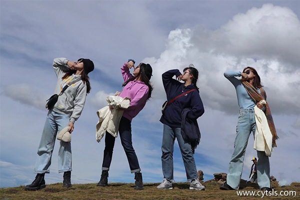 南京去西藏旅游一周預(yù)計多少錢