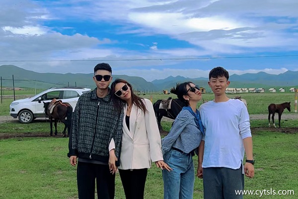 四個(gè)人去西藏旅游準(zhǔn)備多少錢才夠