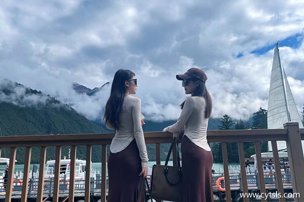現(xiàn)在去西藏旅游多長(zhǎng)時(shí)間合適