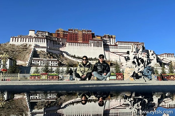 2個(gè)人從廈門去西藏7天旅游要多少錢