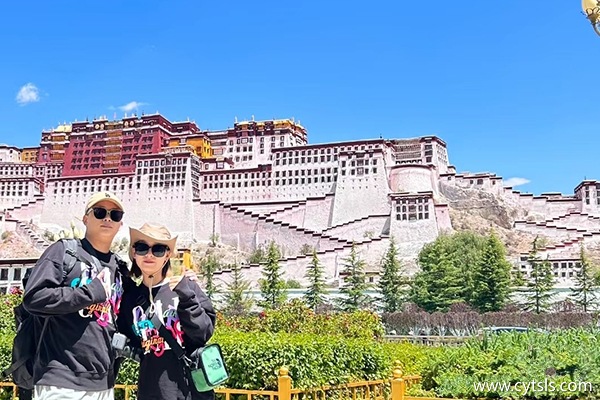 三月情侶去西藏旅游要多少錢(qián)