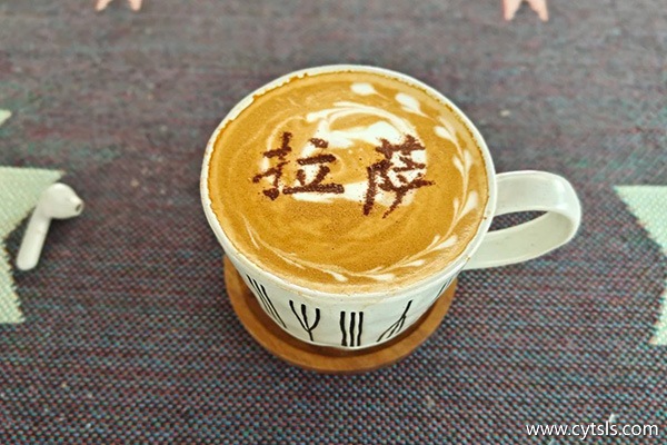 飛機(jī)來(lái)回西藏玩7天多少錢(qián)